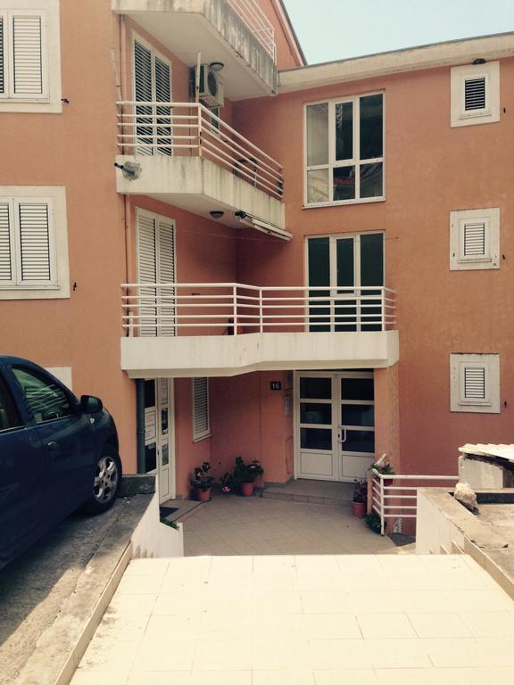 Home Apartment Petrovac المظهر الخارجي الصورة
